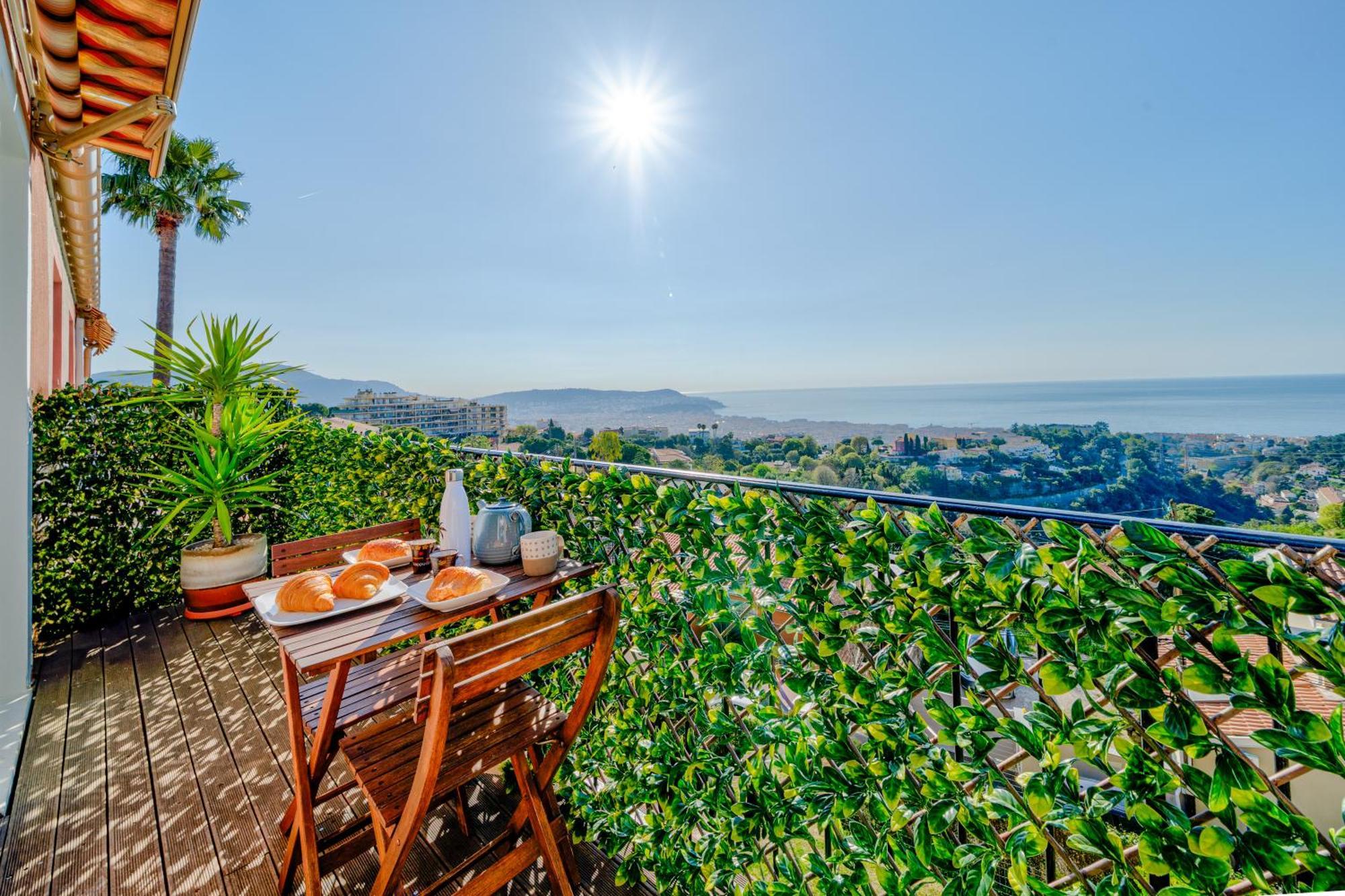 Panoramic Sea View Of The French Riviera, Parking Nizza